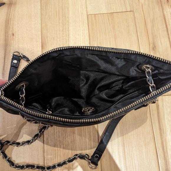 DKNY purse - Picture 4 of 4